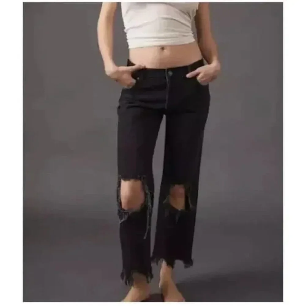 FREE PEOPLE Sz 25 Maggie Black Distressed Jeans Raw Hem Button Fly Mid Rise‎